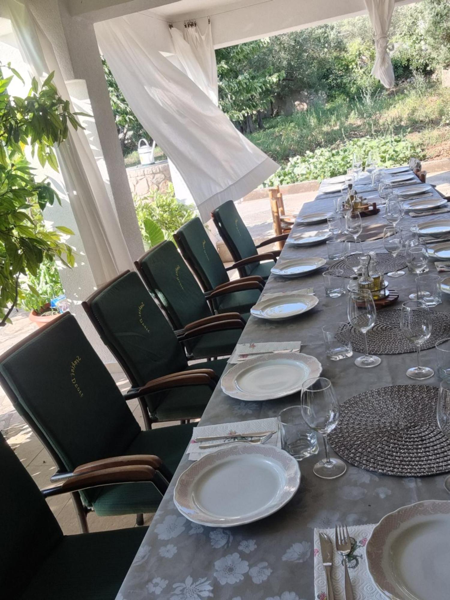 Senkini Dvori Daire Sutomiscica Dış mekan fotoğraf